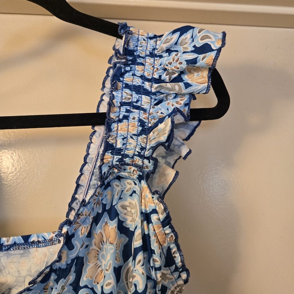 Floral Blue and White Women's‎ Dress - Picture 3 of 3